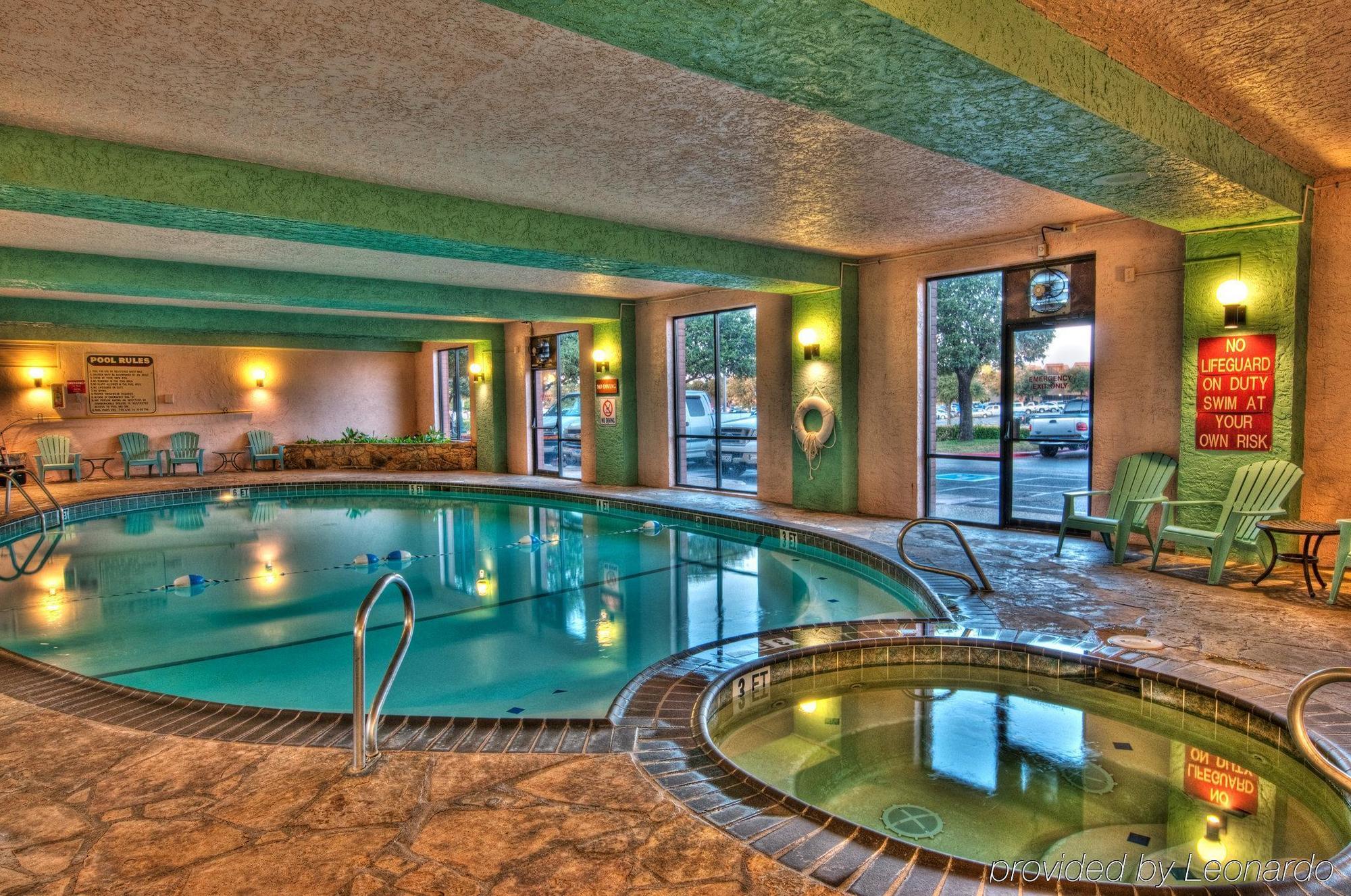 Mcm Elegante Suites Абілін Екстер'єр фото
