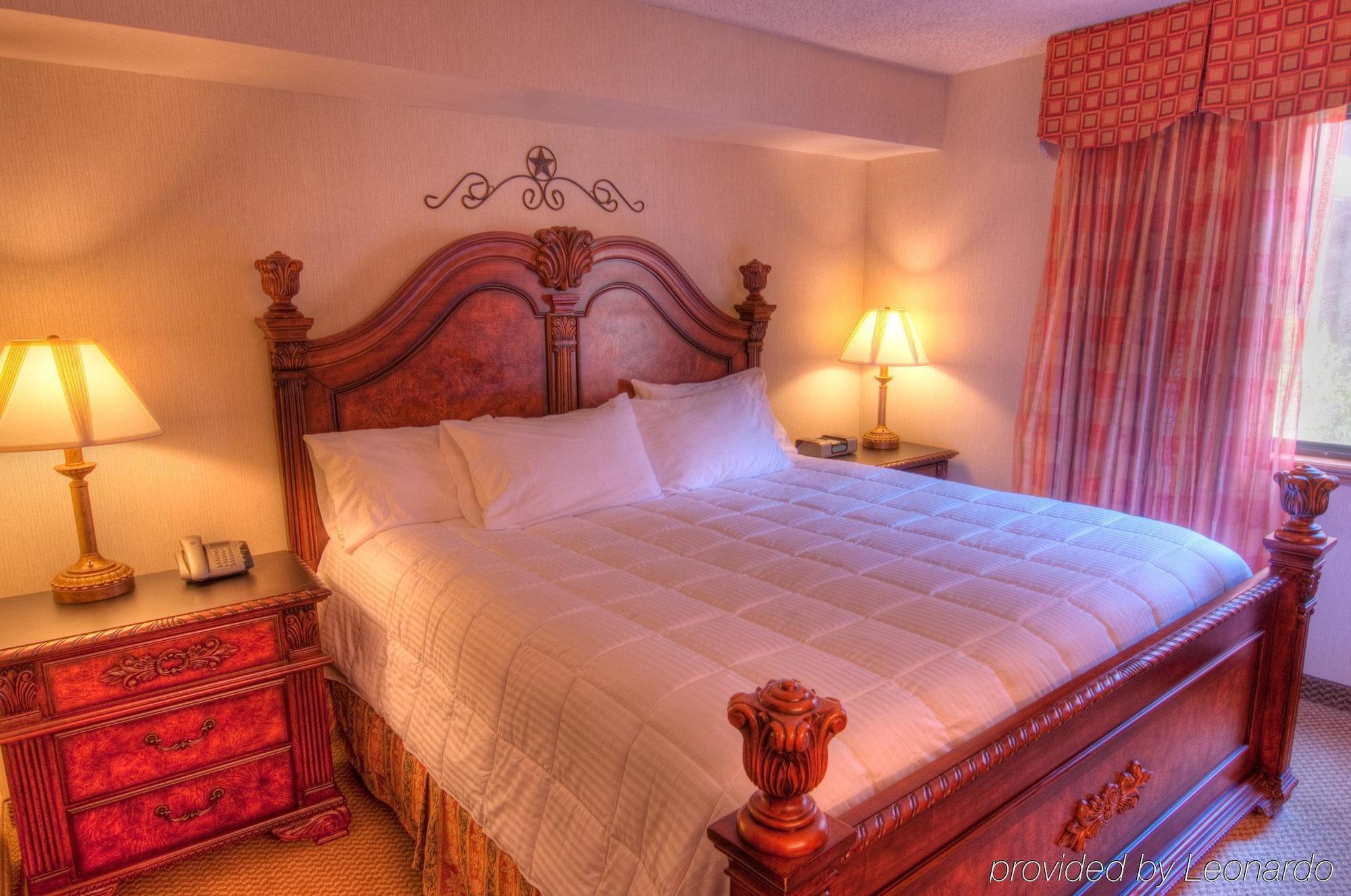 Mcm Elegante Suites Абілін Екстер'єр фото